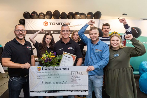Unternehmerpreis-Team-ToniTec-UMD