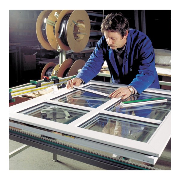 VITOMOUNT Sprossenklebeband 125 S-30FBL2 schwarz 15 x 3mm Rollenlänge 33 Meter